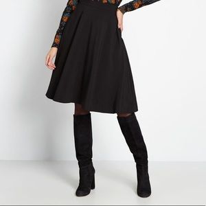 ModCloth “Just this sway” A-line skirt in black